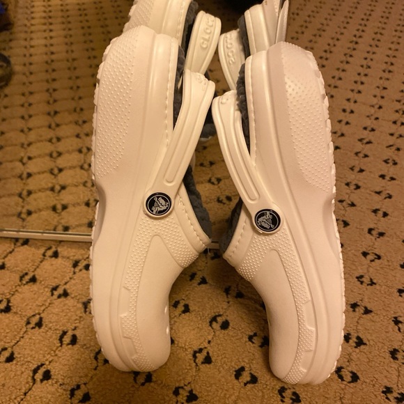 Crocs original slide on with fur inside - Picture 3 of 5